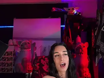 Stripchat Live Sex Cam of xoFrankie