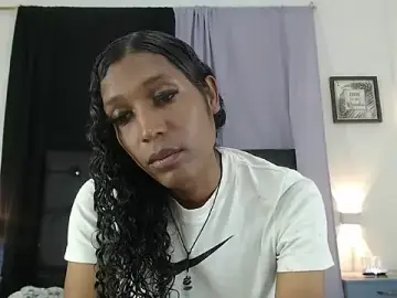 Stripchat Watch Live Sex Cams of Mia_Hiills