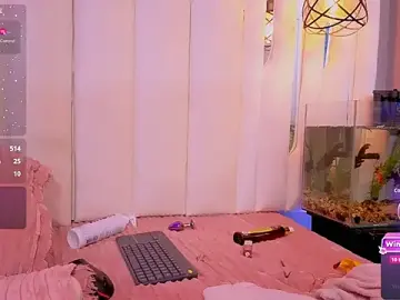 Stripchat Free Live Porn of housegirl_bigcock