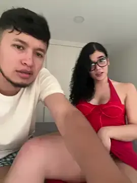 Stripchat Adult Webcam of Victoriacollins_Julian