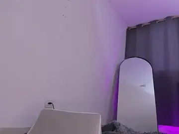 Stripchat Live Porn of selena_robertss_