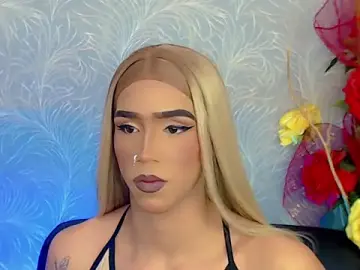 Stripchat Nude Webcam of briana_sex32