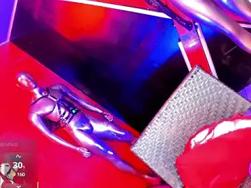 emelly_horny_ from stripchat