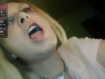 Stripchat Live Sex Cam of TsPostophere