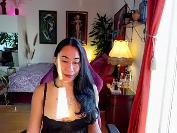 Stripchat Sex Cam of bianca_bellamy
