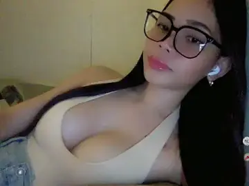 Stripchat Best live sex cam show of Ms_Laraswan