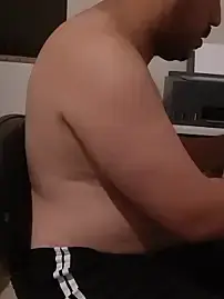Stripchat Free Live Porn of Urso_Nerd