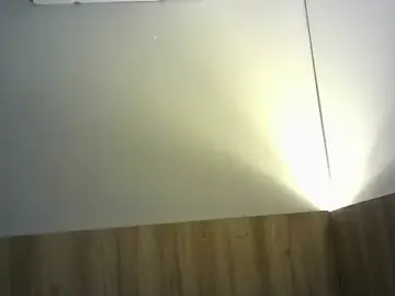 Stripchat Free Porn Cam of lorraine2036