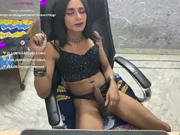 Stripchat Best Webcam of LuvLayla