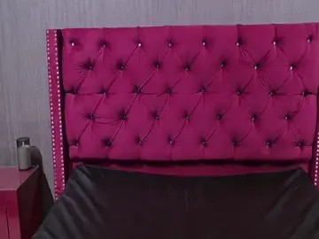 Shelly_bat from stripchat