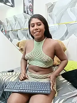 Stripchat Adult Webcam of CamilosaOrtega