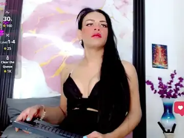 Stripchat Nude Webcam of Valeria_Linares