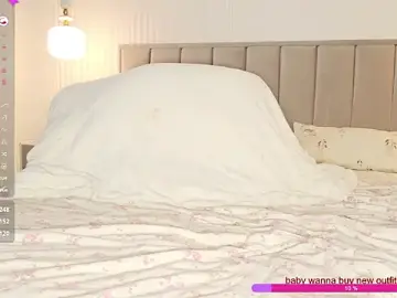 Stripchat Free Porn Cam of _rose_monarch_