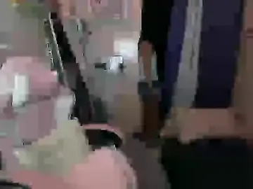 Stripchat Sex Chat of young_salsalita