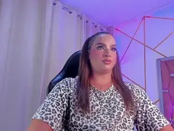 Stripchat Free Porn Cam of KylieVictoria