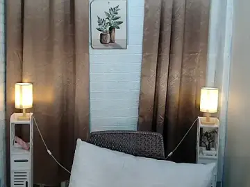 Naughtyxhuntress from stripchat