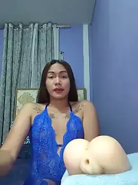 Stripchat Sex Cam of lady_kim_boner