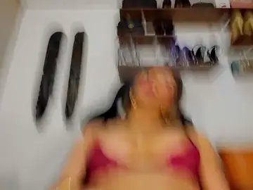 sashasweethot from stripchat