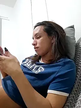 ofjuliaa from stripchat
