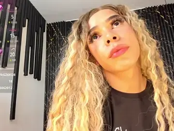 Stripchat Best live sex cam show of Giorgina_Parado