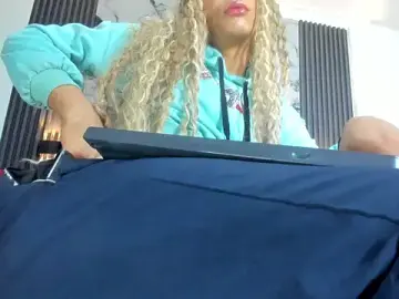 Stripchat Live Porn of Giorgina_Parado