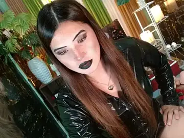 Stripchat Adult Webcam of Queen_kendalx19