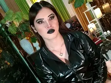 Stripchat Best live sex cam show of Queen_kendalx19