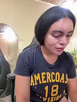 Stripchat Watch Live Sex Cams of TS-SimplyTheBest