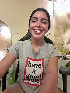 Stripchat Live Sex of TS-SimplyTheBest