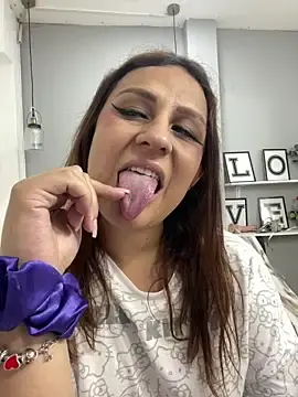 Stripchat Free Porn Cam of Analia_01