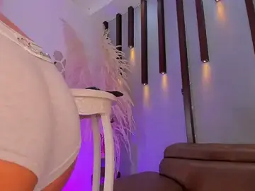 Stripchat Adult Video Chat of Sophia_Cameron