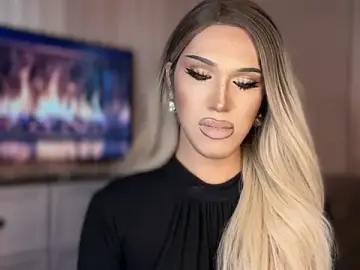 Stripchat Best Webcam of Ts_glamxx