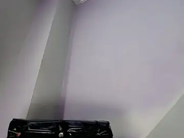 Stripchat Live Sex Cam of VioletGil_Party_