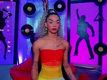 Stripchat Nude Webcam of nickyminach_