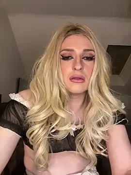 Stripchat Nude Webcam of littlebambi26