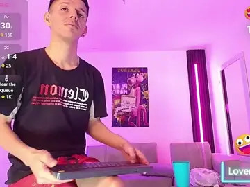 Stripchat Sex Cam of Marcus_and_Tony