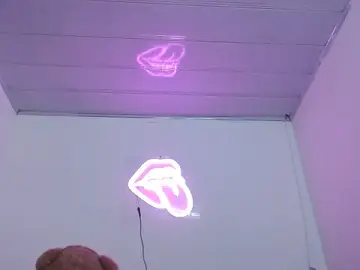 Stripchat Adult Video Chat of valerii_fox_69