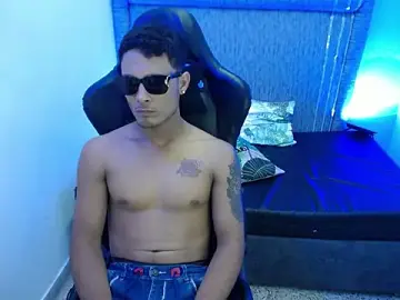 Stripchat Adult Webcams of The_twinks_