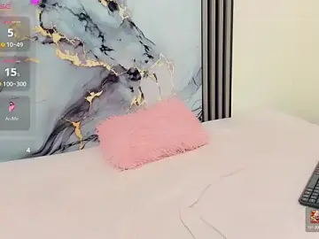 Stripchat Nude Webcam of Rubi_30