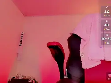 Stripchat Live Sex of naomy__xx