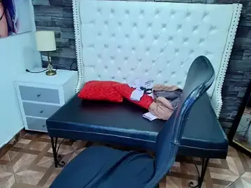 Stripchat Adult Video Chat of TRINY_TS