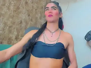 Stripchat Live Sex Cam of hannabigdirty