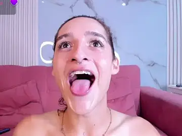 Stripchat Live Porn of CandyDance1_