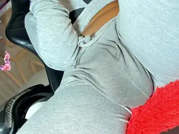 SARA_BEAUTYXX from stripchat