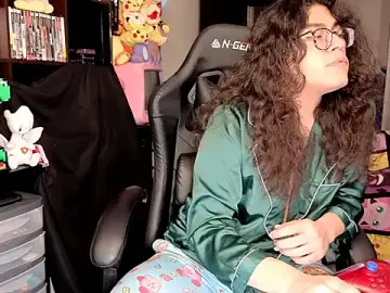 Stripchat Free Porn Cam of ShinyCherub