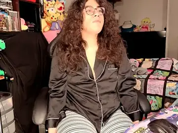 Stripchat Free Porn Cam of ShinyCherub