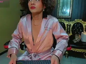 Stripchat Sex Cam of Sharlotte_Jones