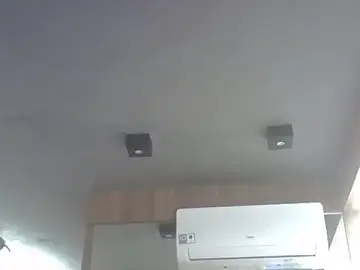 Stripchat Best live sex cam show of SkinnyKitten