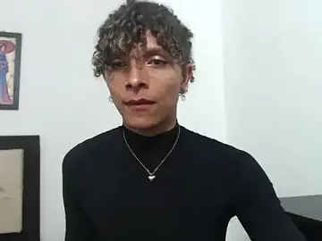 Stripchat Sex Cam of kalyth