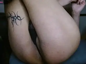 Stripchat Live Sex Cam of Scarlett_crastrawberry